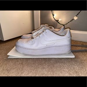 Nike Air Force 1 Sage Low